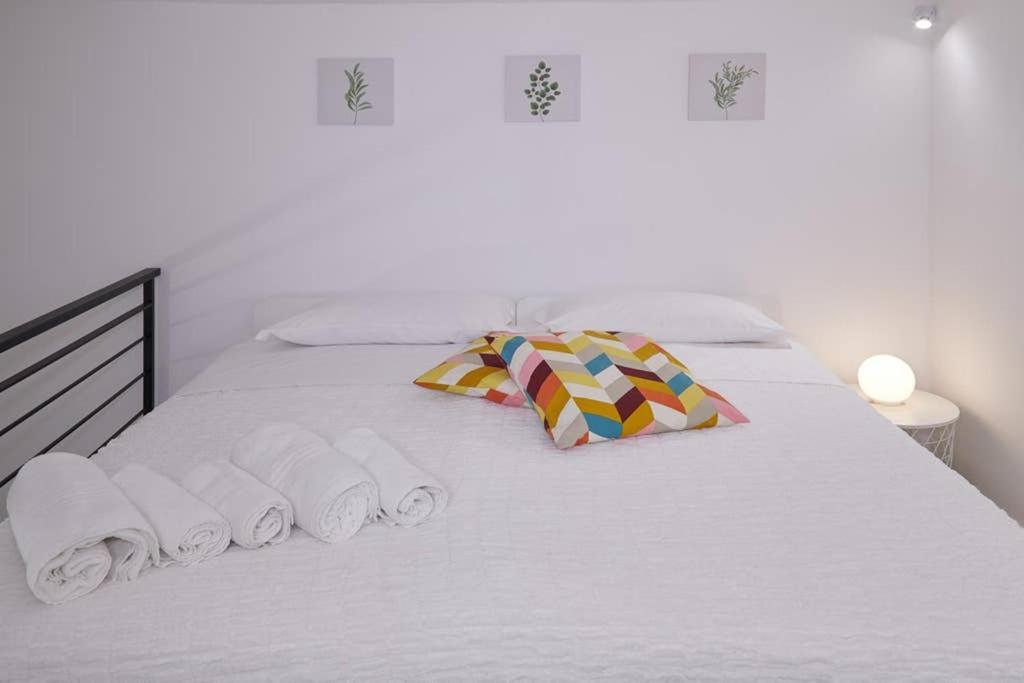 Villa La Palma Loft Located In The Heart Of Catane Extérieur photo